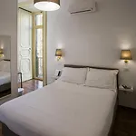 Bed & Breakfast Class