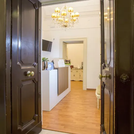 Class Bed and Breakfast Νάπολη