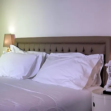 Class Bed & Breakfast Naples