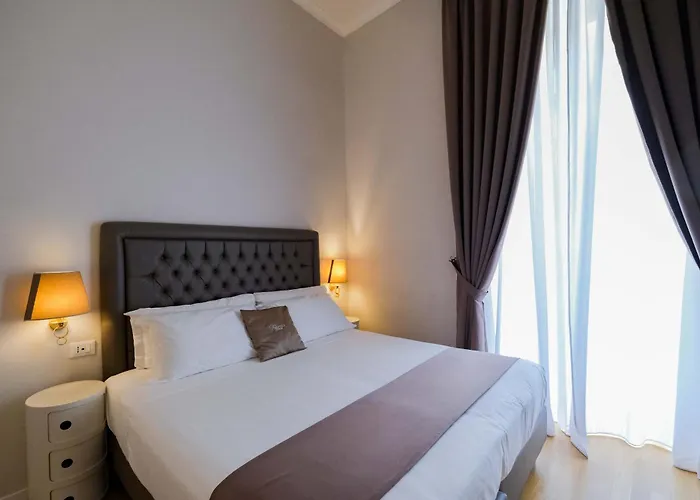 לינה וארוחת בוקר Class נאפולי