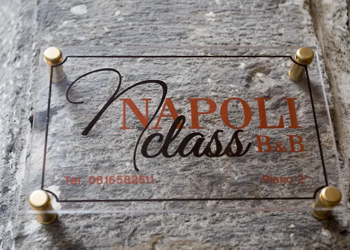 Class לינה וארוחת בוקר 4*